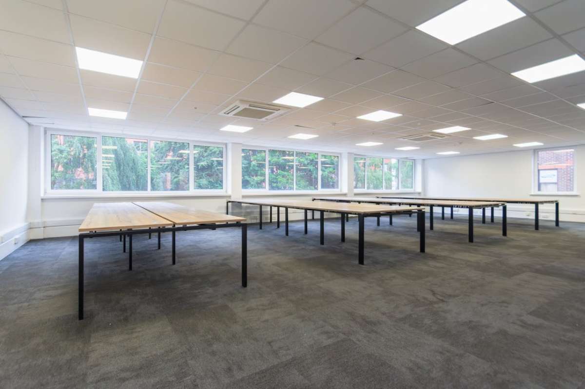 Office in Bournemouth - photo 3