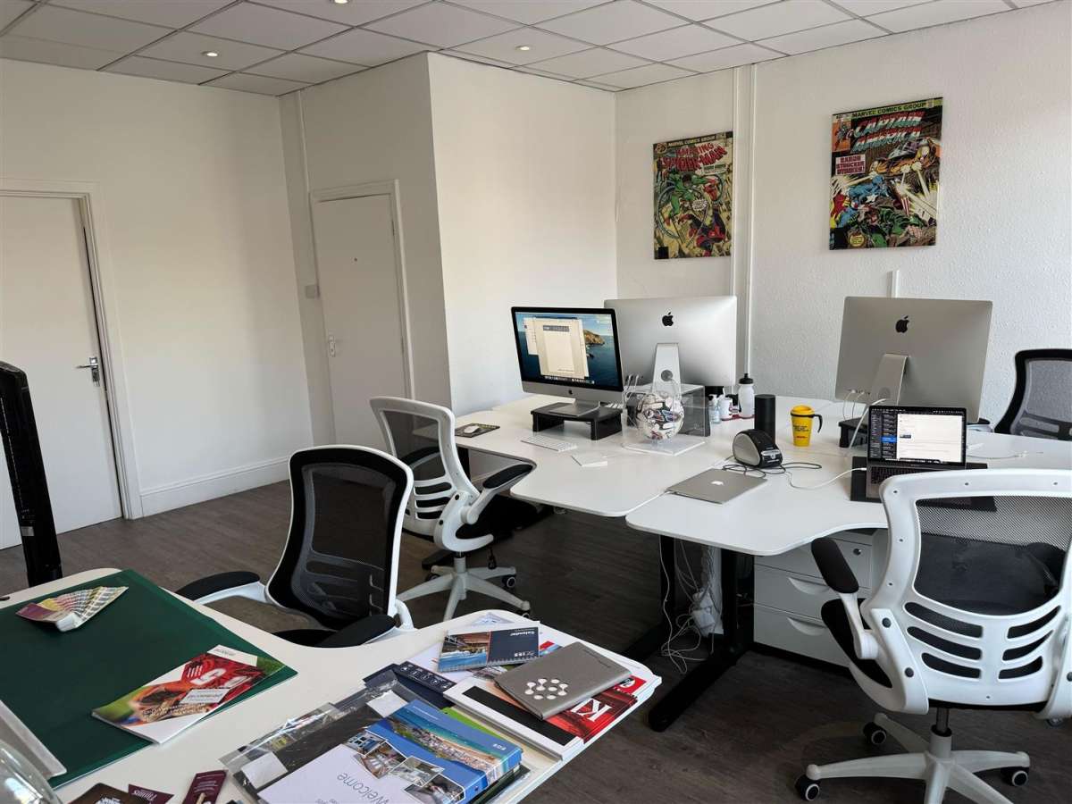 Office in Derby - photo 4
