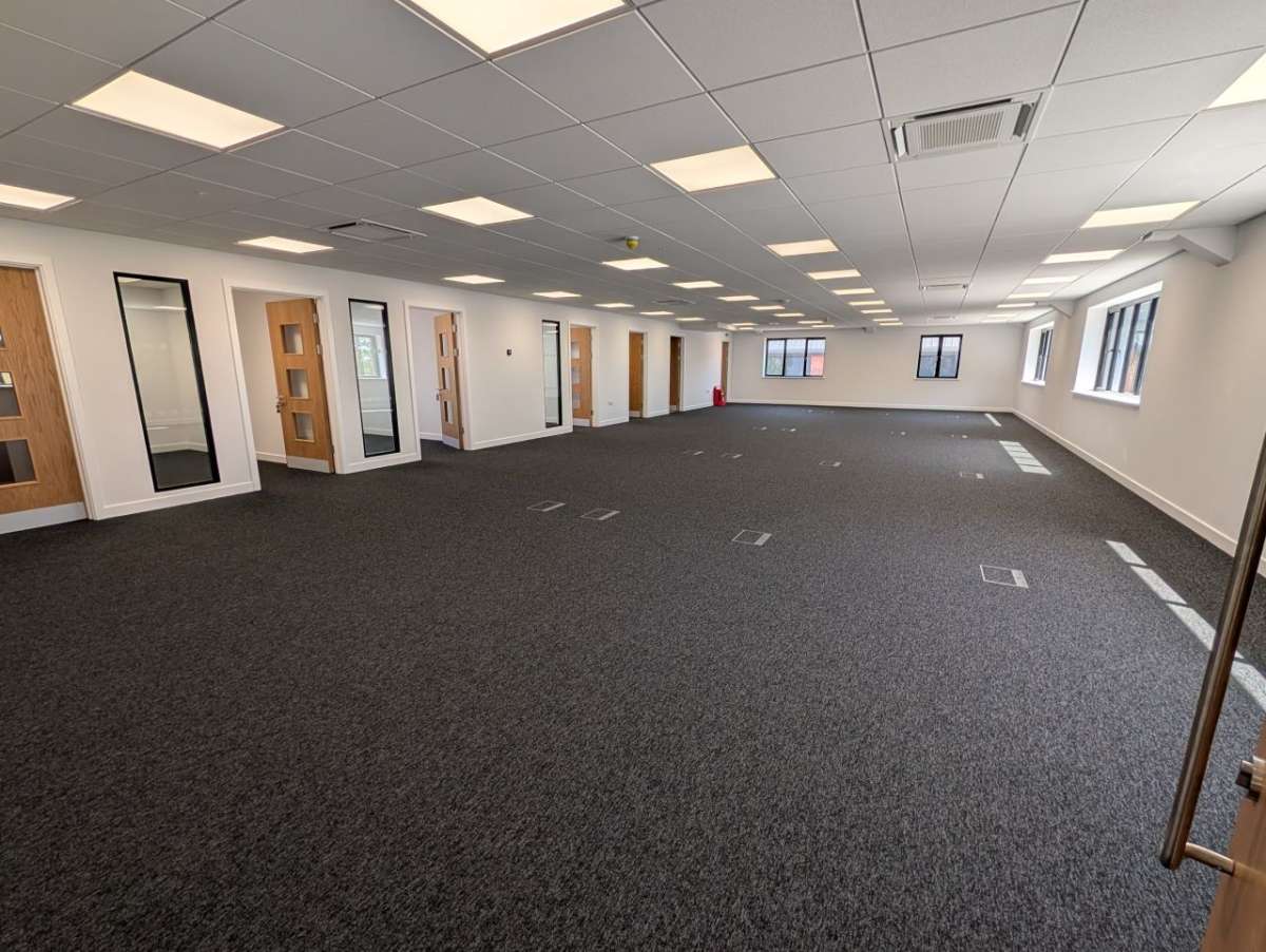 Office in Colchester - photo 2
