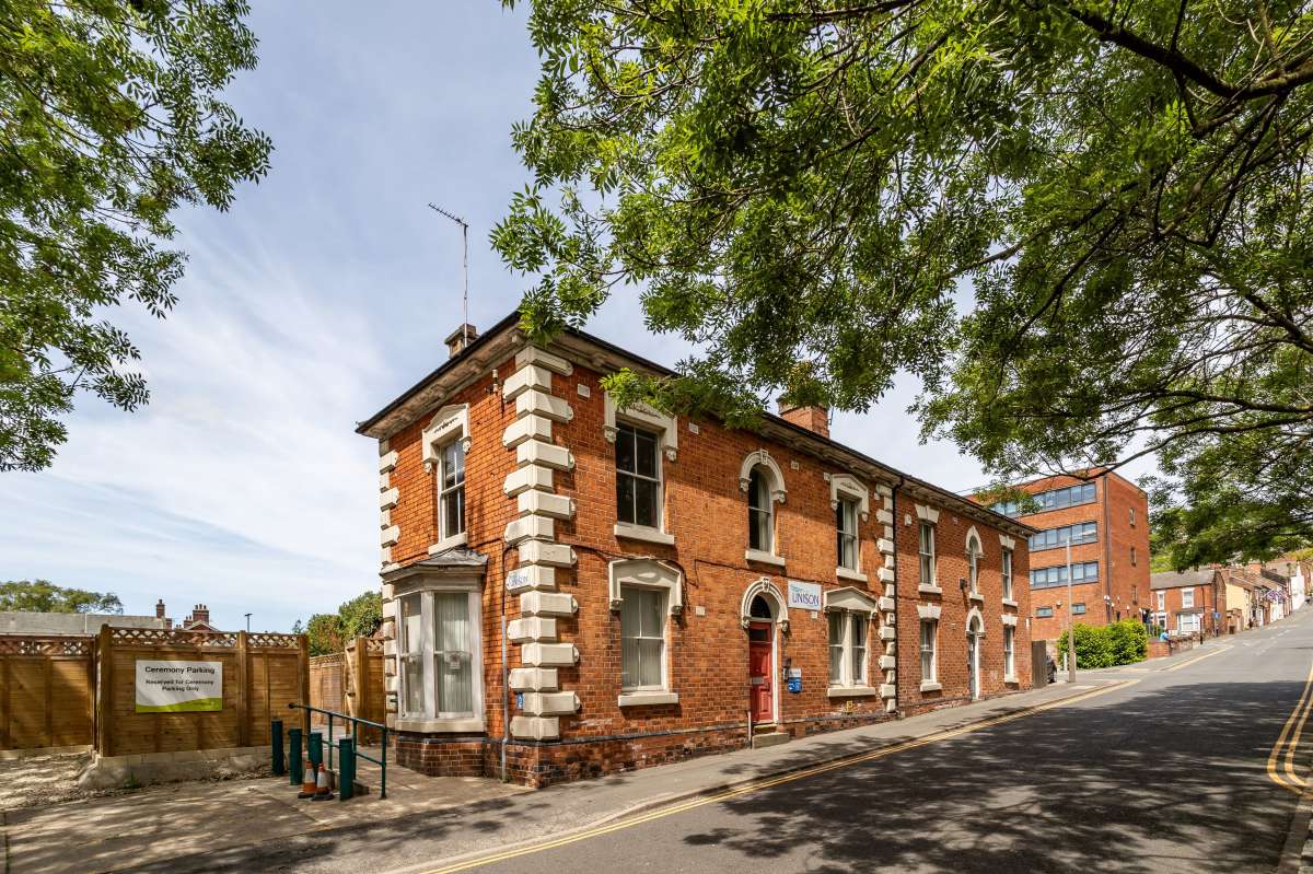 Office in Lincoln - photo 3