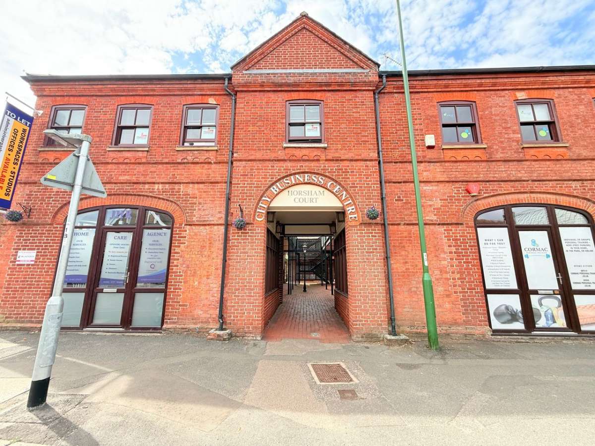 Office in Horsham - photo 2