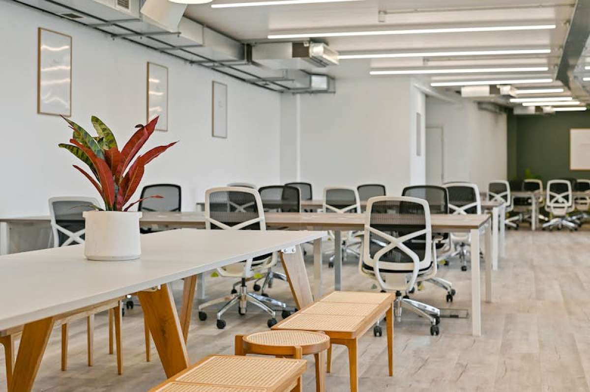 Office in London - photo 4