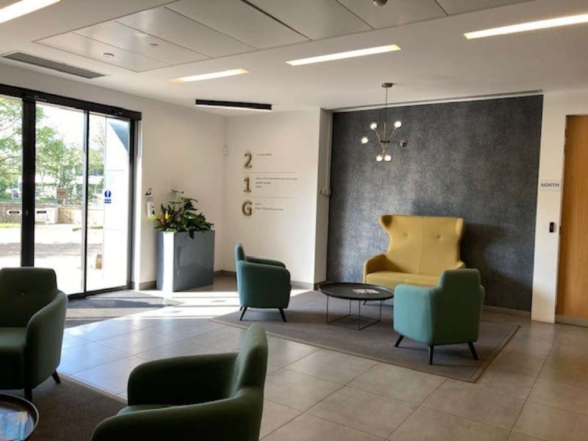 Office in Camberley - photo 2