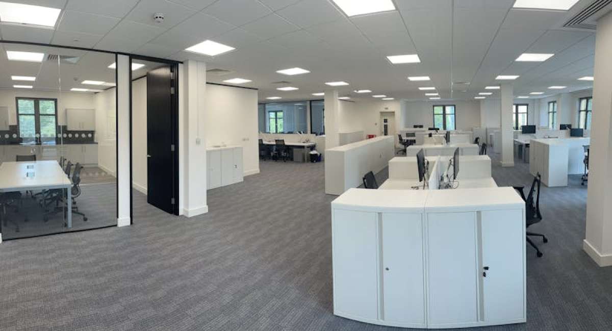 Office in Camberley - photo 2