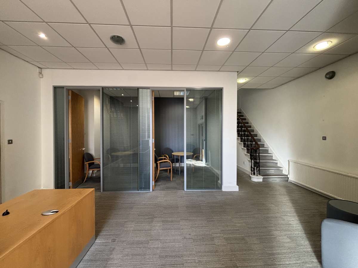 Office in Halifax - photo 3