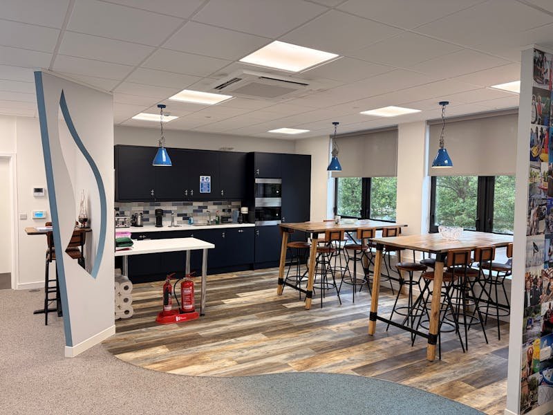 Office in Southampton - photo 3