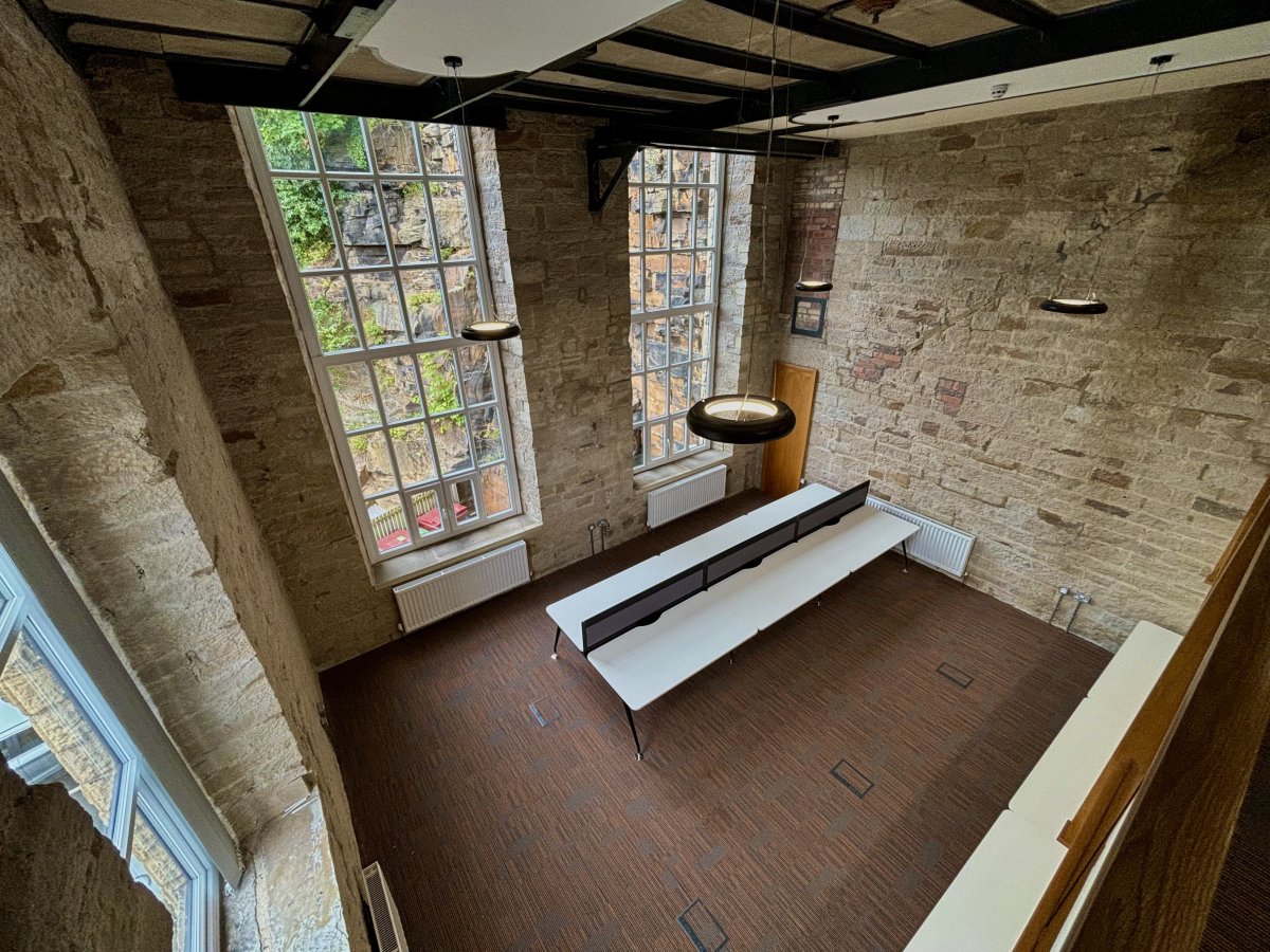 Office in Halifax - photo 4