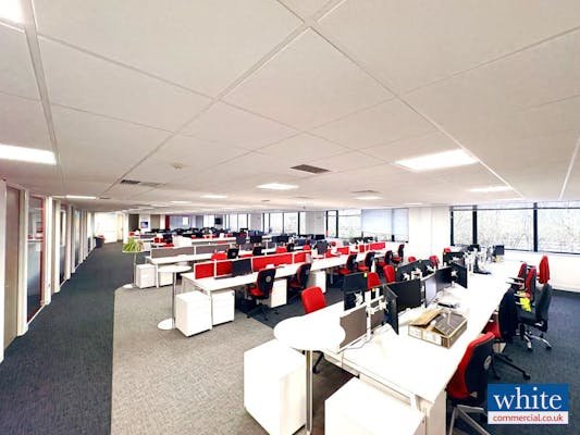 Office in Banbury - photo 3