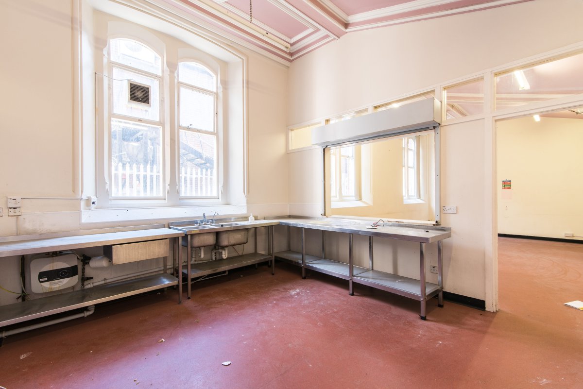 Office in Nottingham - photo 4