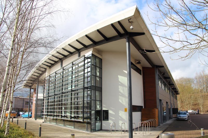 Office in Farnham - photo 2