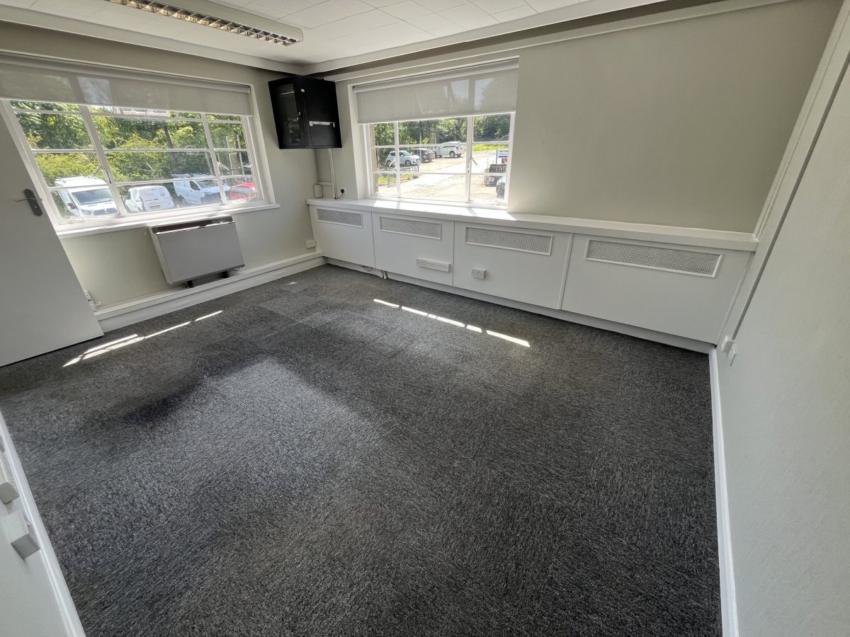 Office in Dedham - photo 2