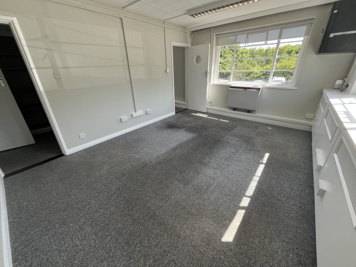 Office in Dedham - photo 3