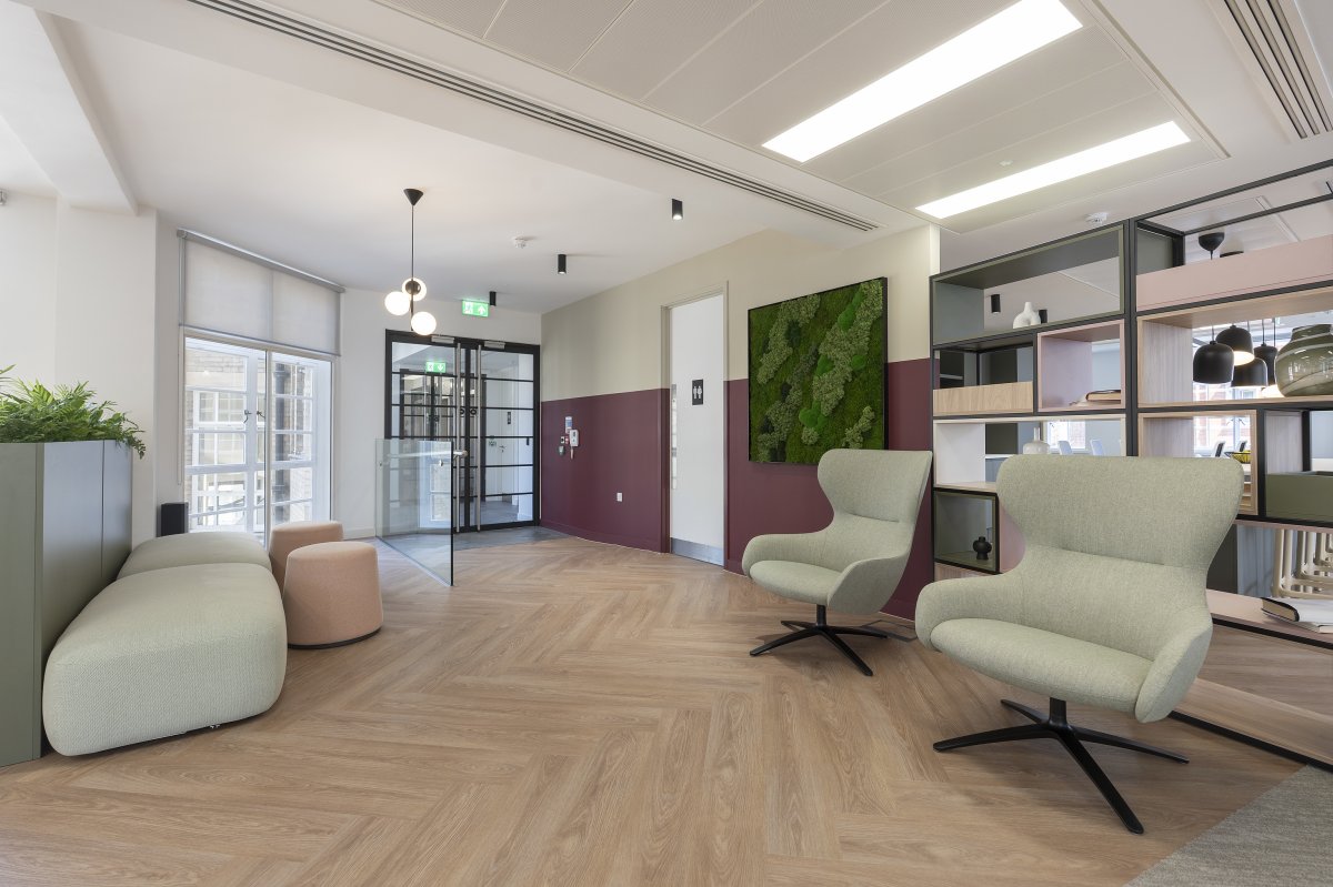 Office in London - photo 3