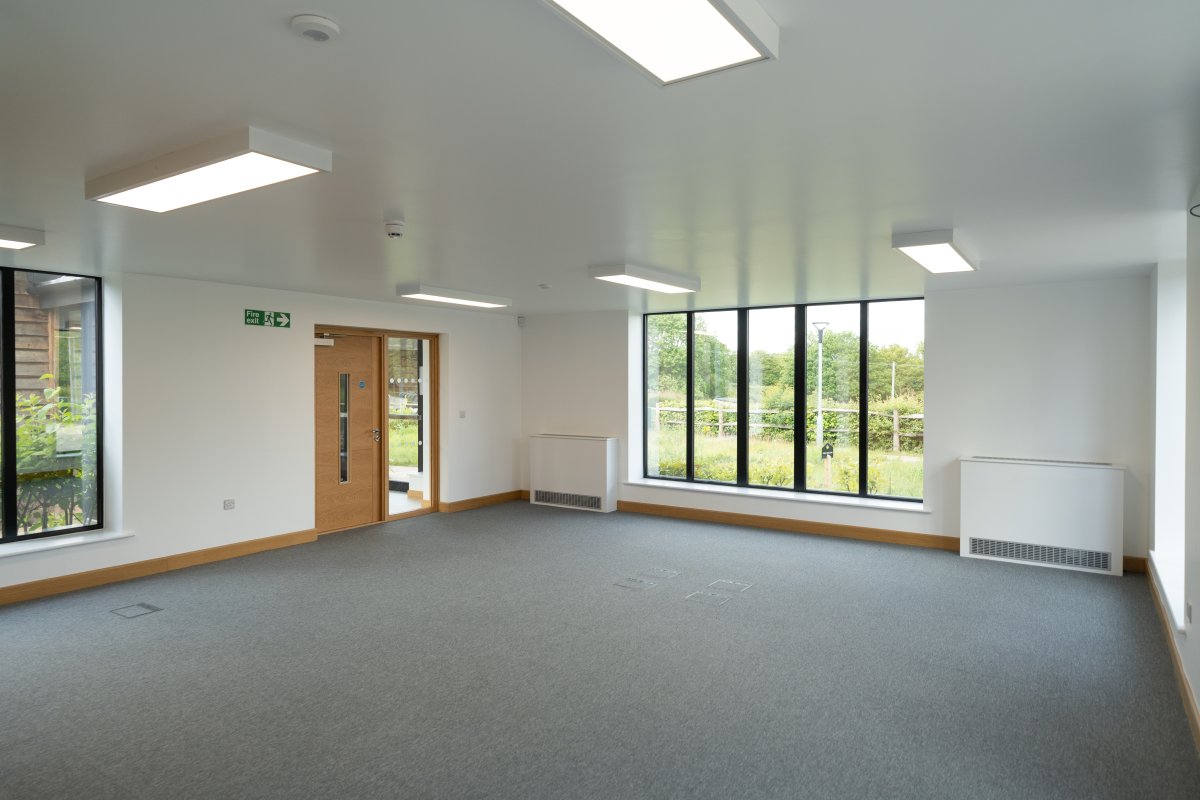 Office in Sevenoaks - photo 3