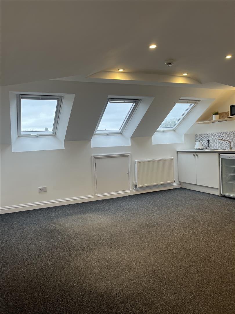 Office in Loughborough - photo 2