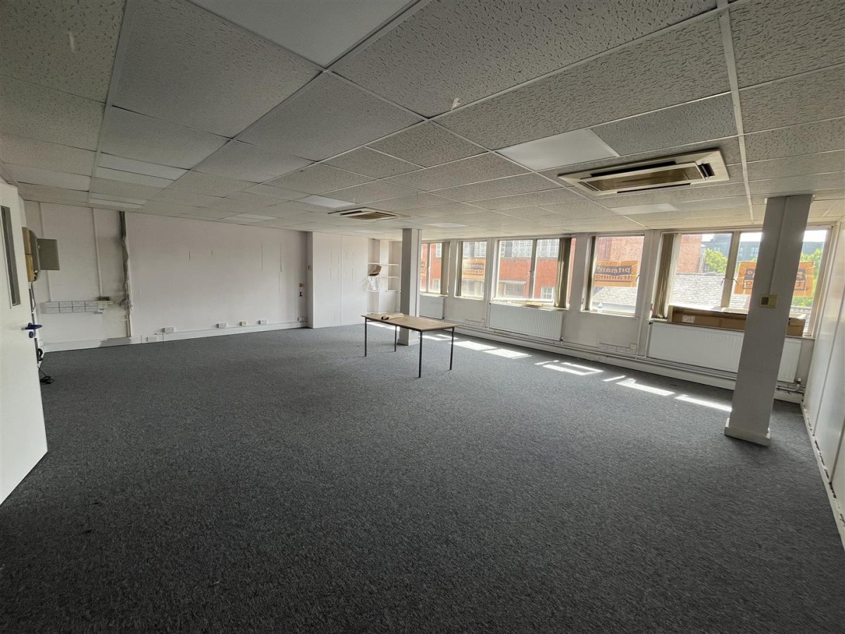 Office in Leicester - photo 2
