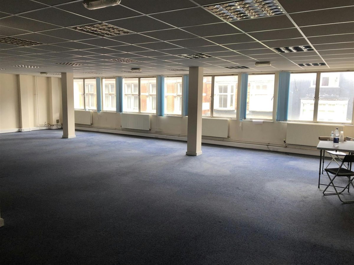 Office in Leicester - photo 2