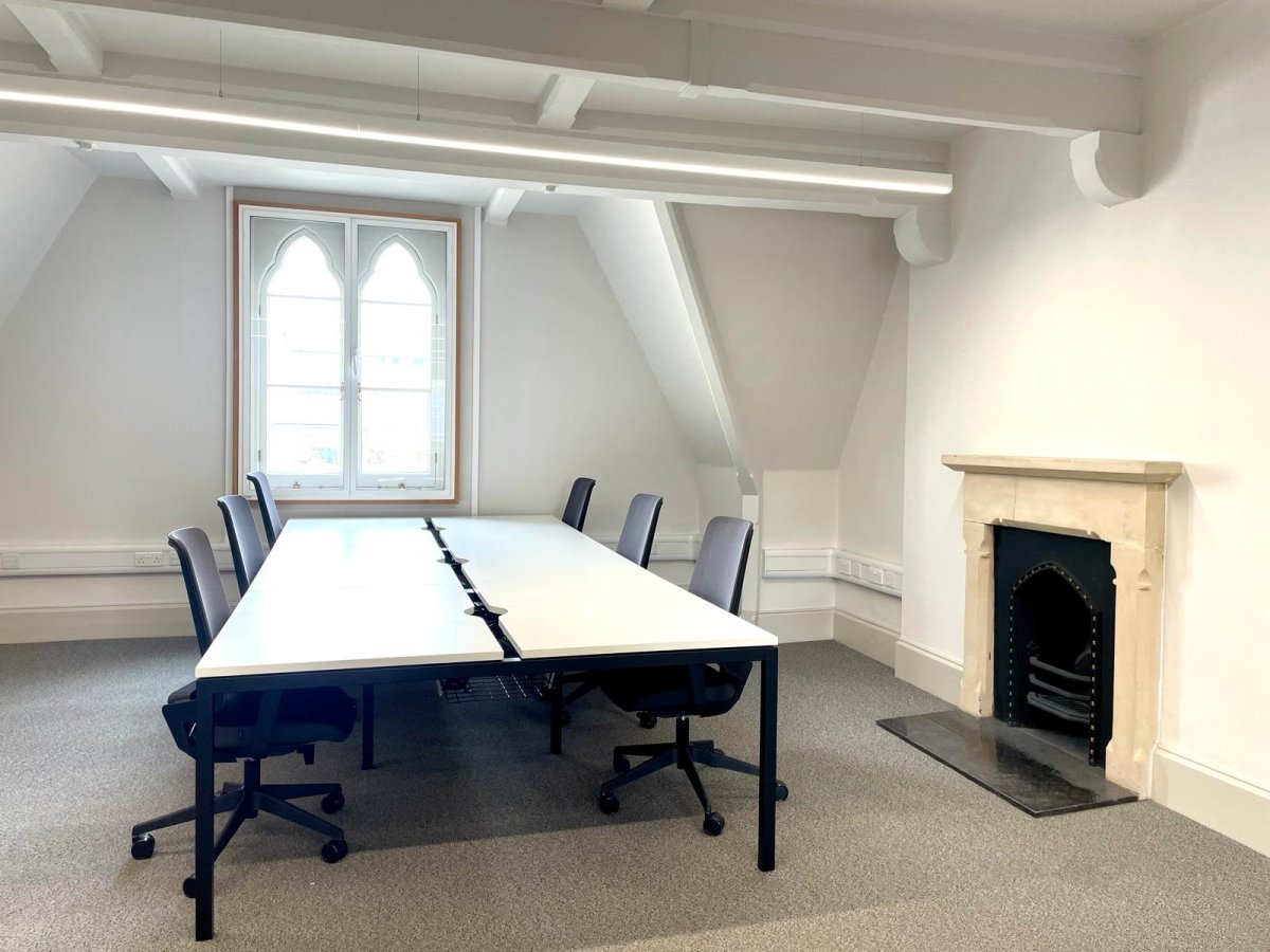 Office in London - photo 3