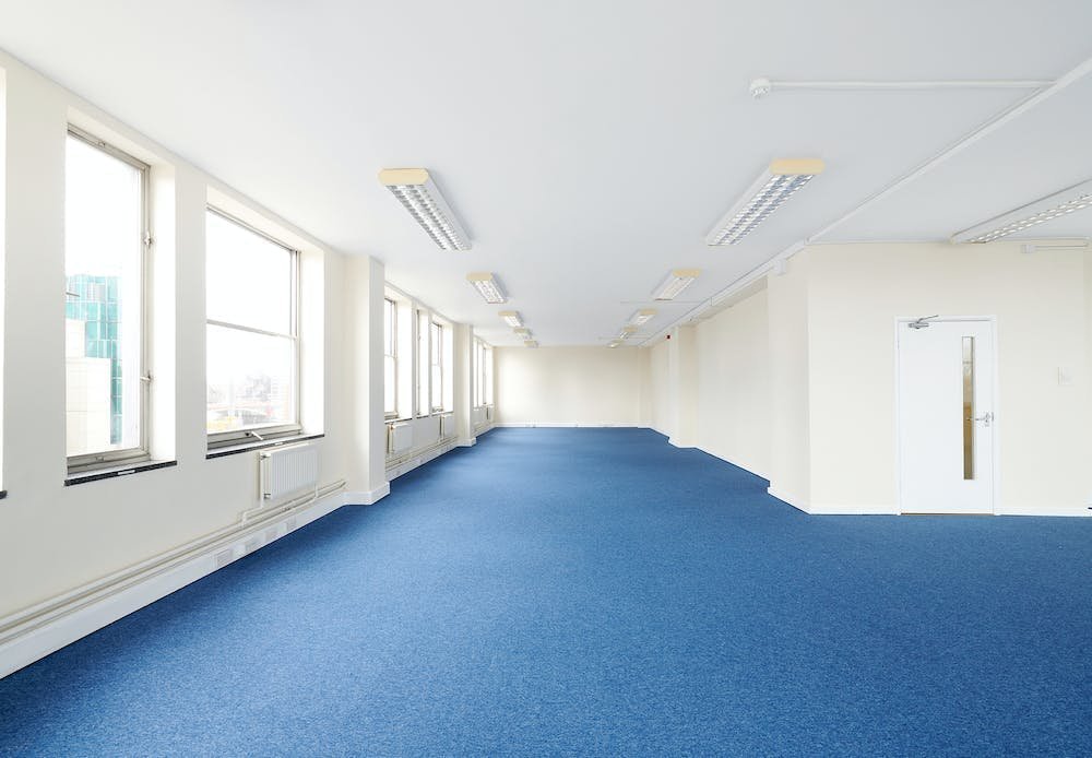 Office in London - photo 4