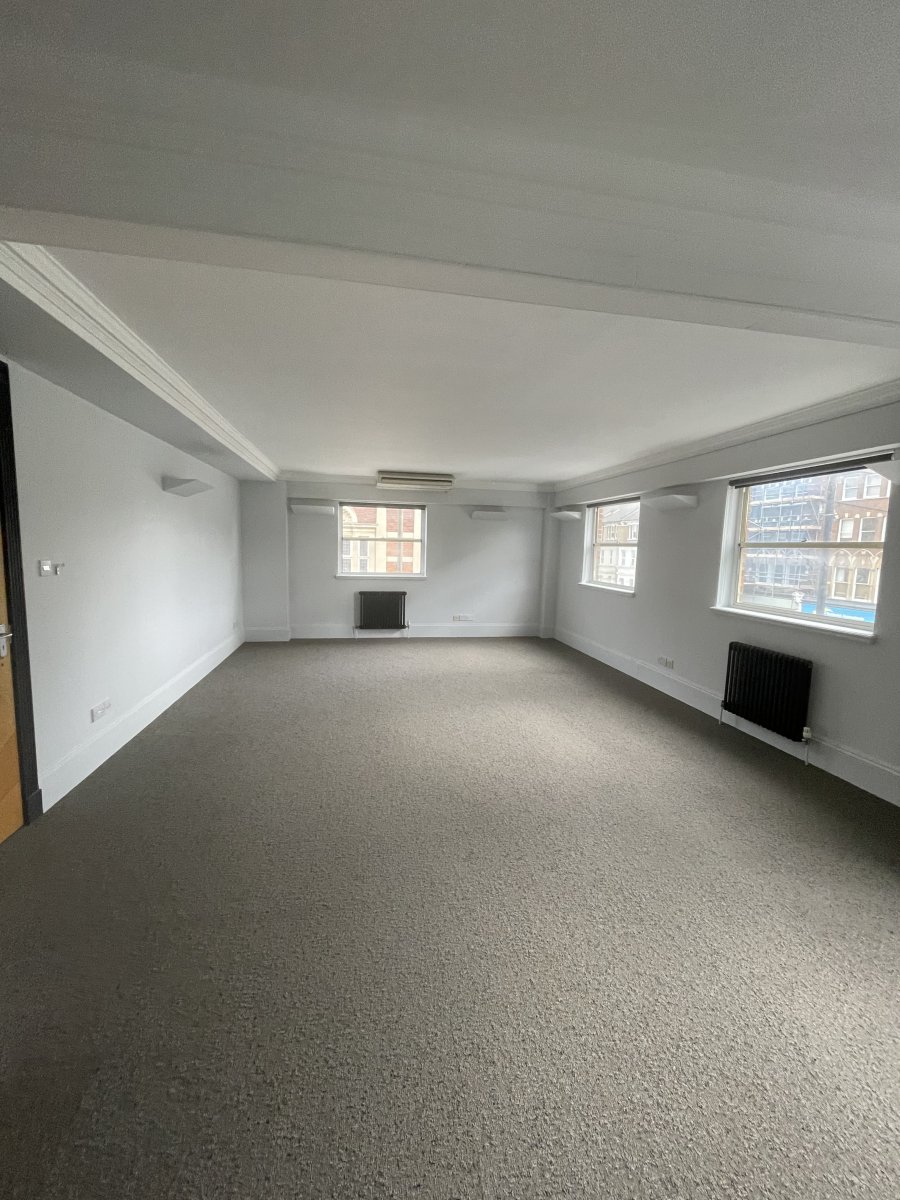 Office in London - photo 4