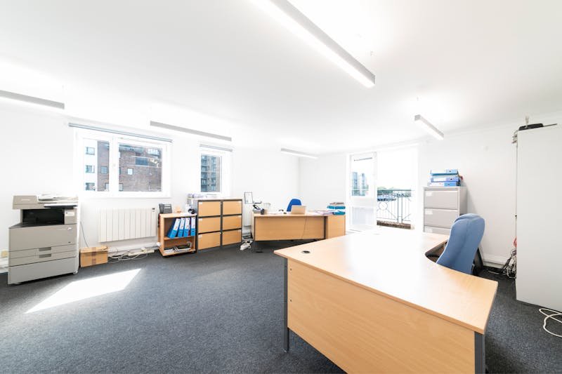 Office in London - photo 3