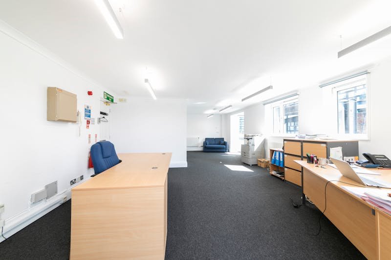 Office in London - photo 4