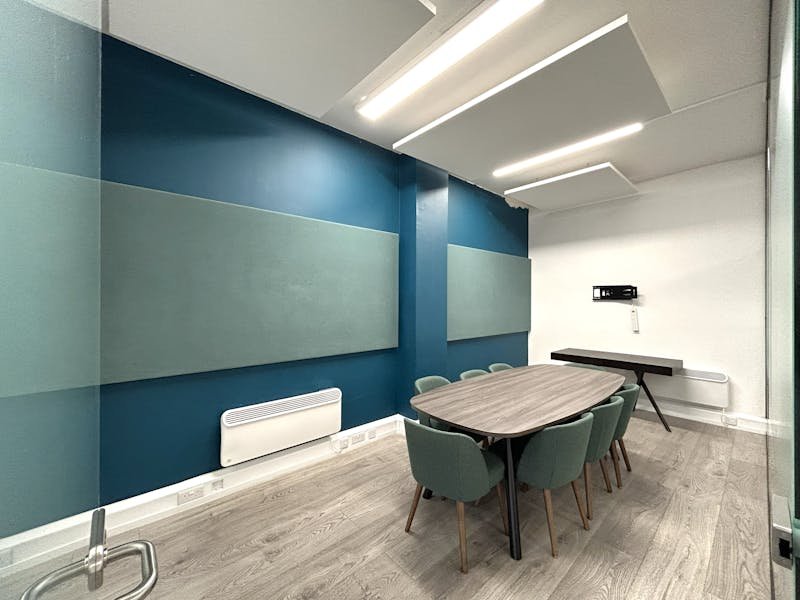 Office in London - photo 4