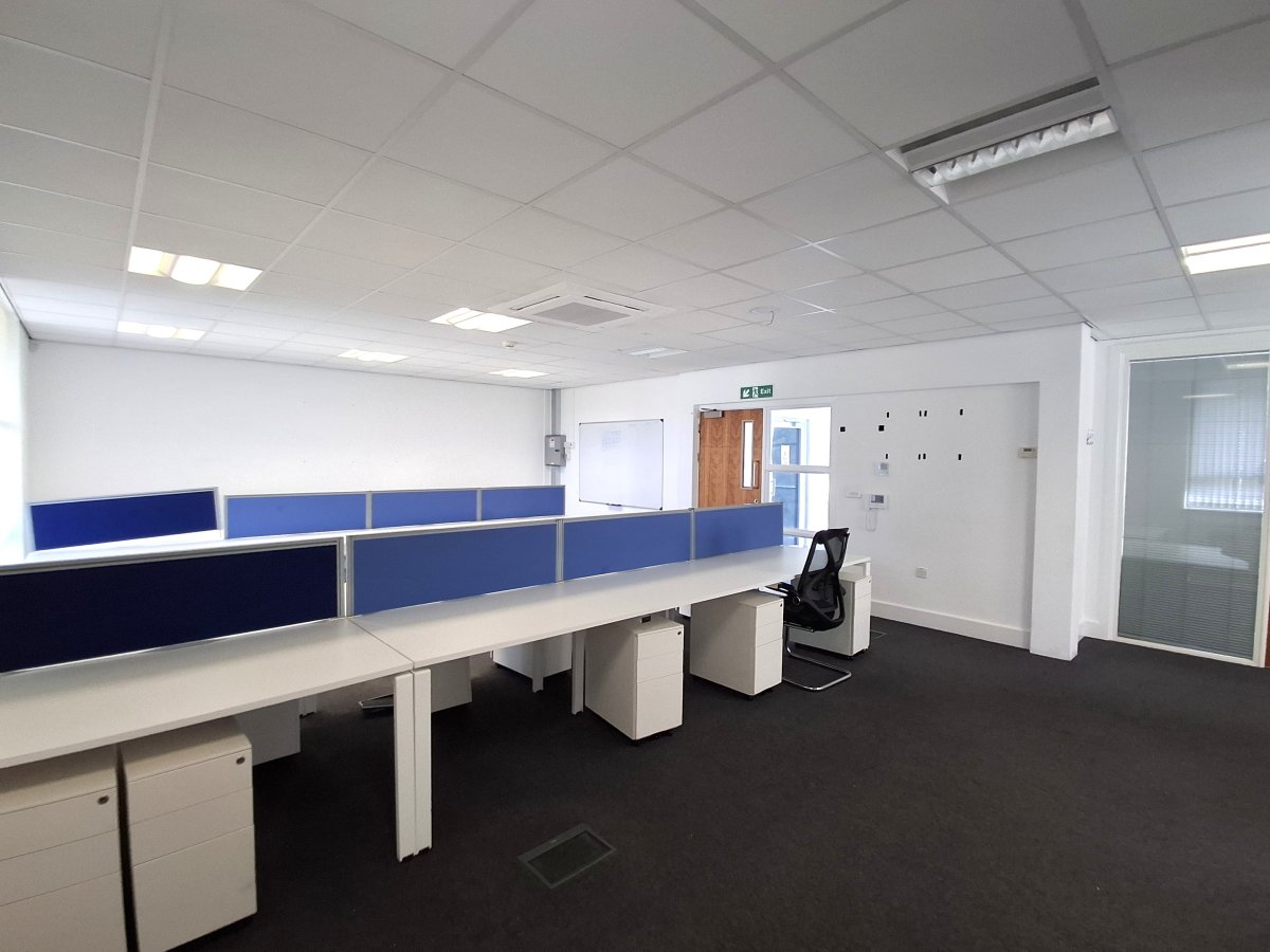 Office in Kettering - photo 4
