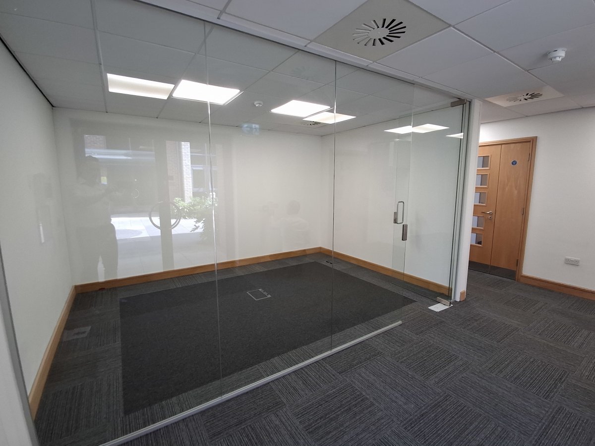 Office in Northampton - photo 3