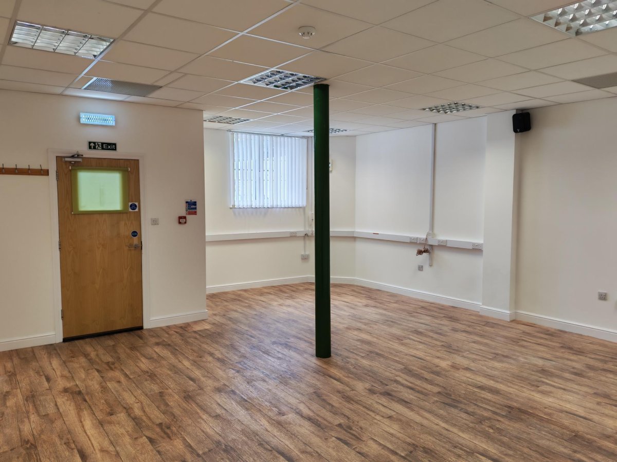 Office in Great Yarmouth - photo 3