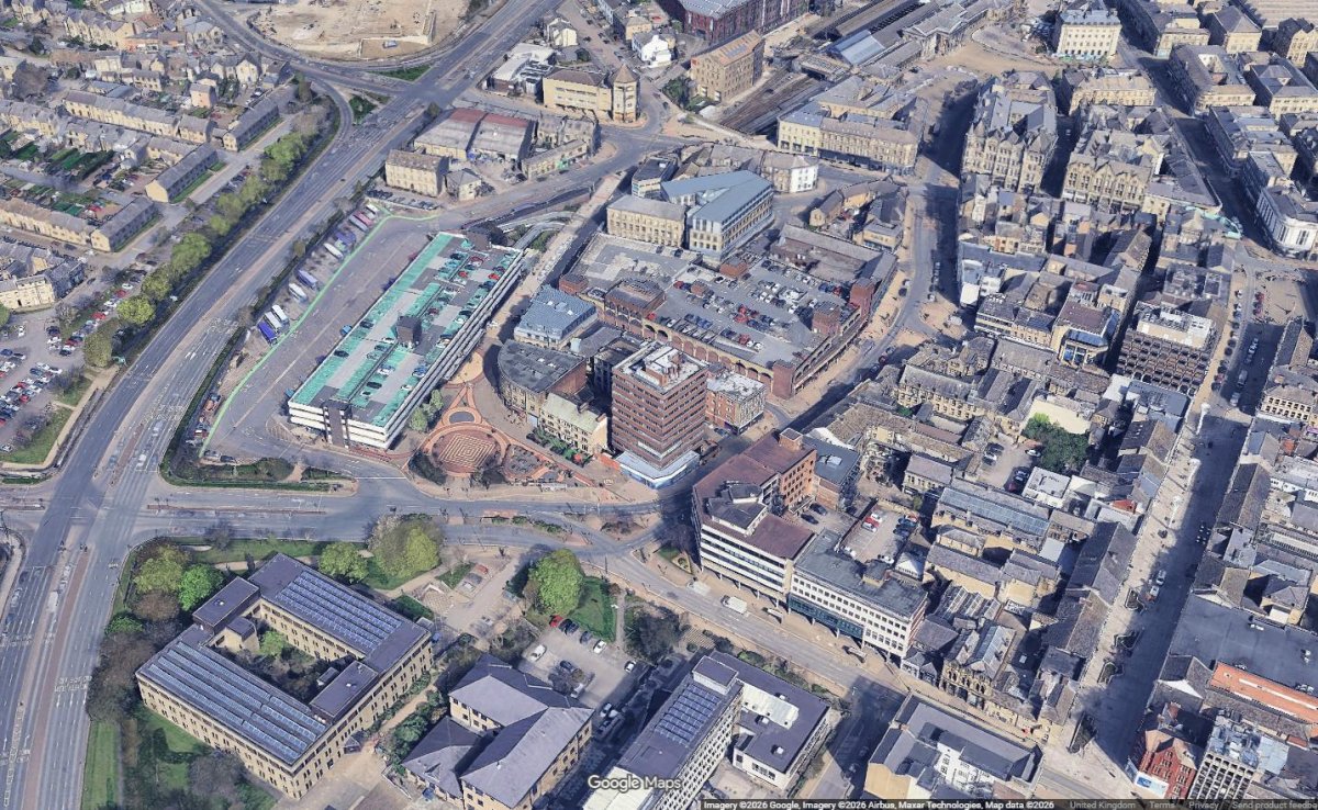 Office in Huddersfield - photo 2