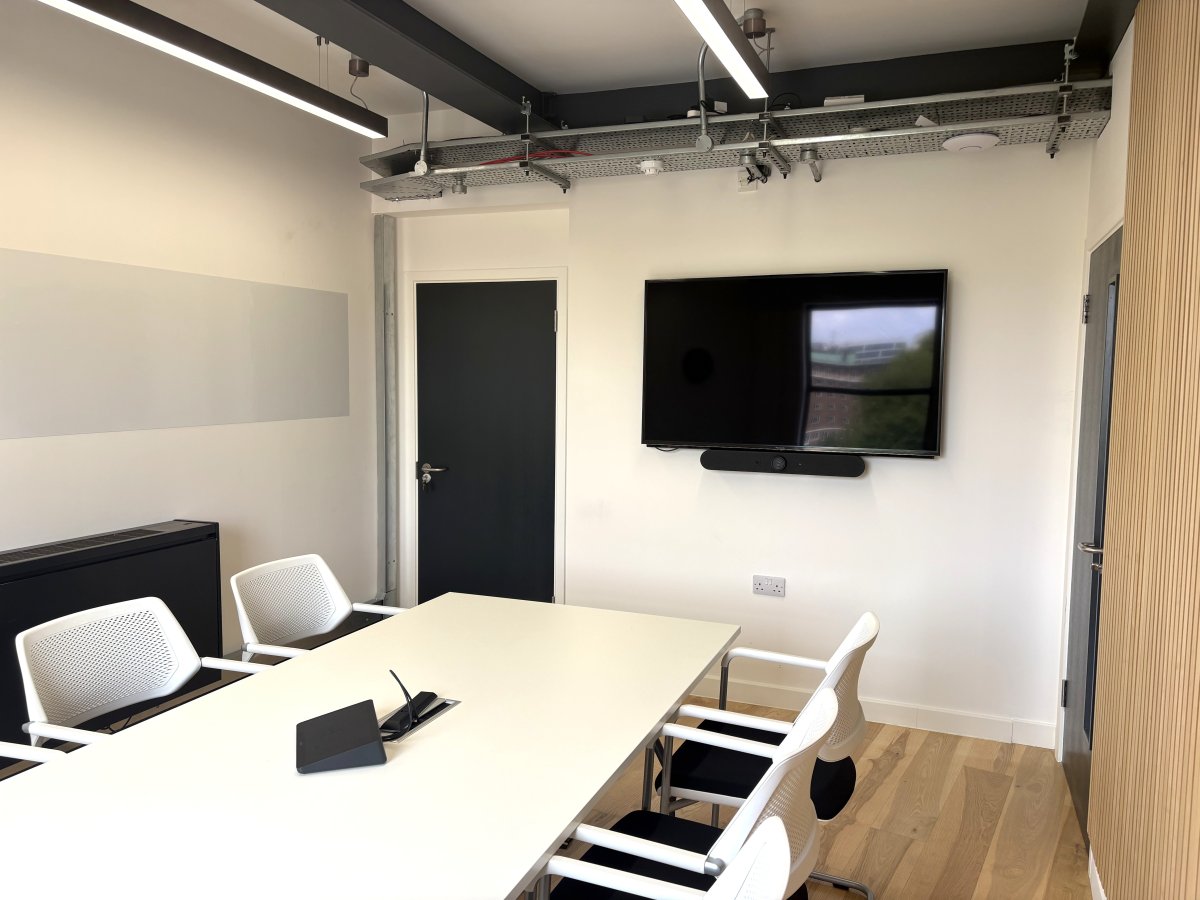 Office in London - photo 3