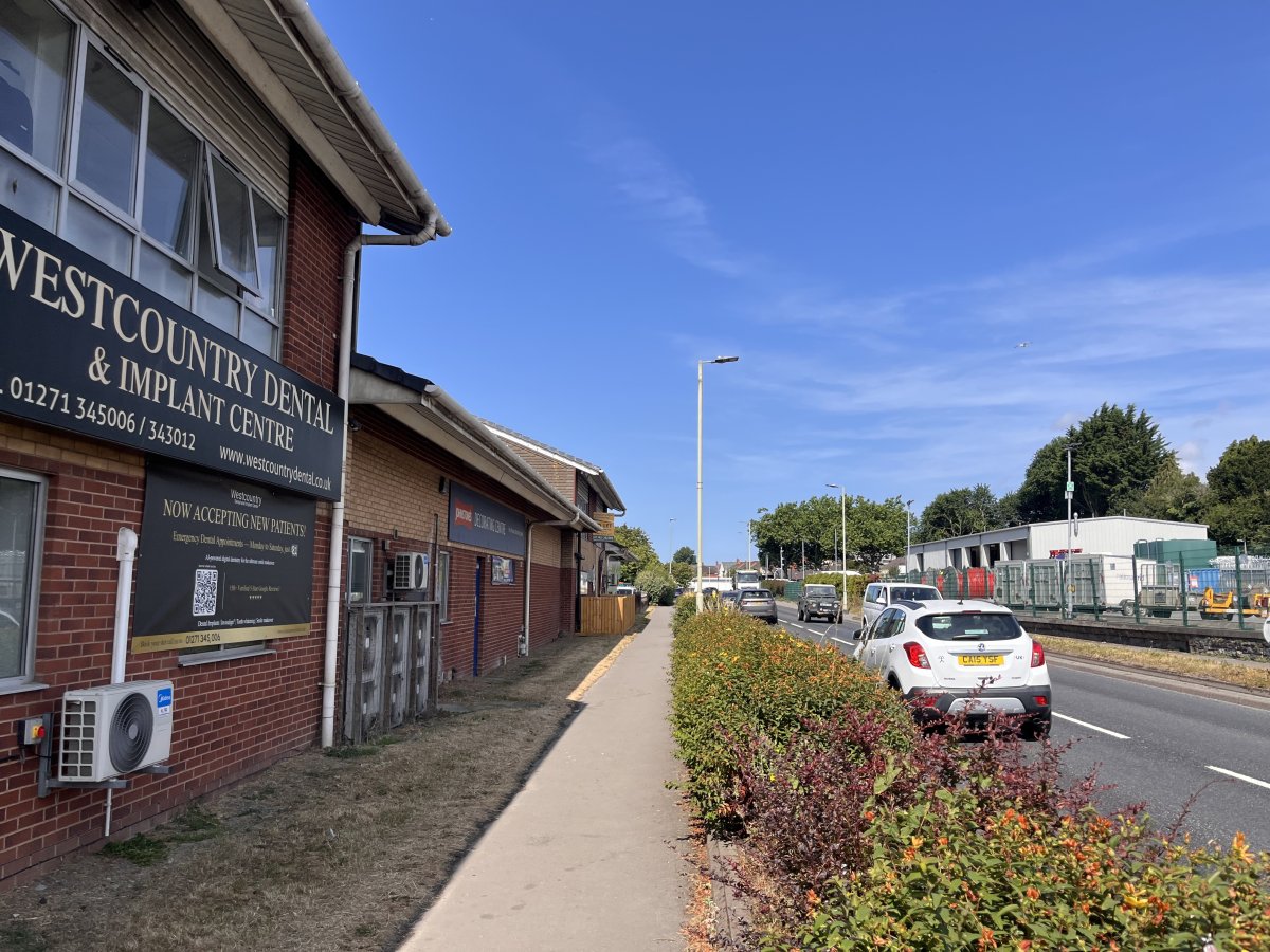 Office in Barnstaple - photo 3