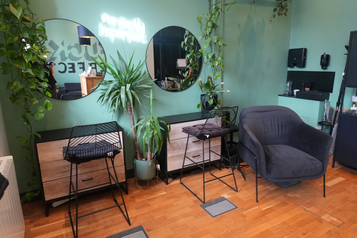 Office in Halifax - photo 3