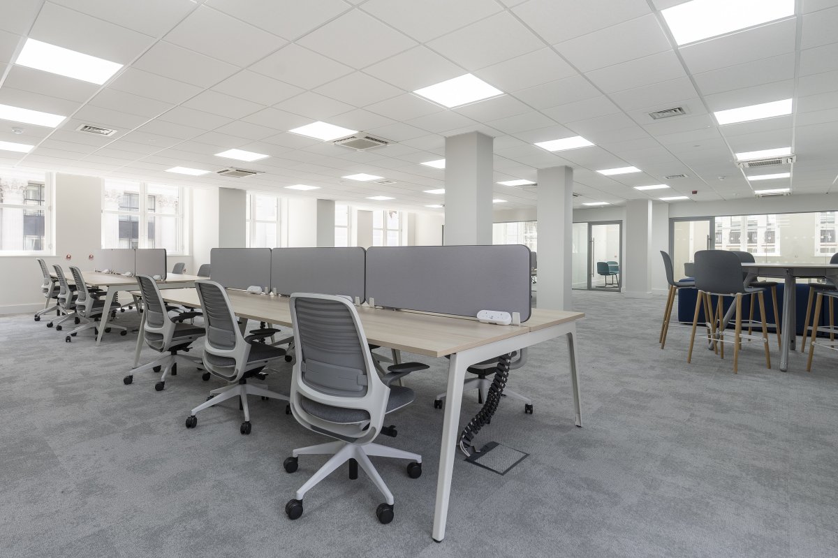 Office in London - photo 4