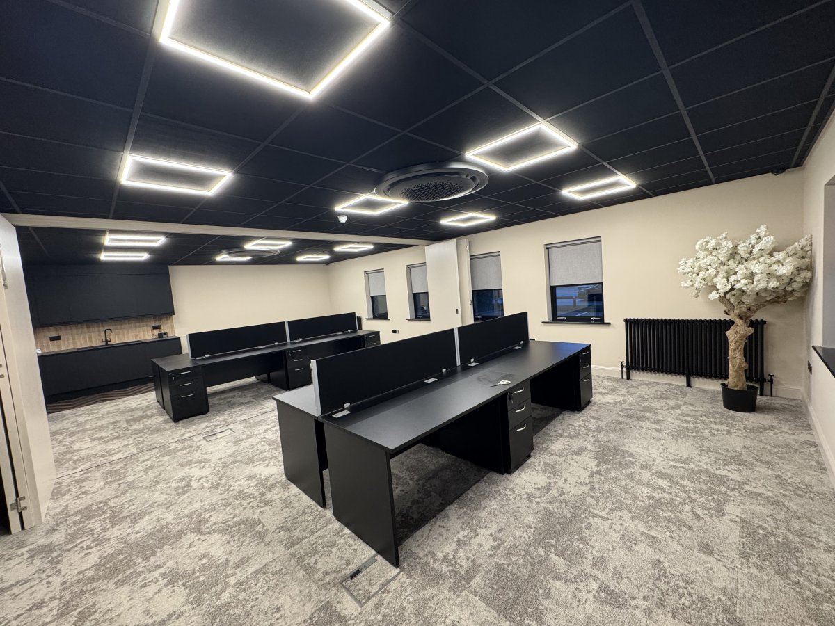 Office in Fareham - photo 3