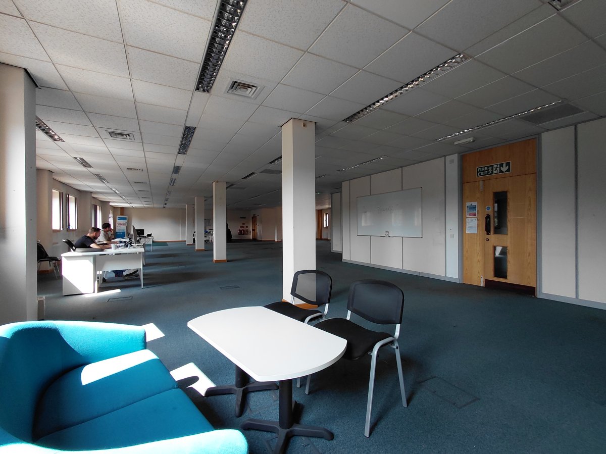 Office in Bradford - photo 3