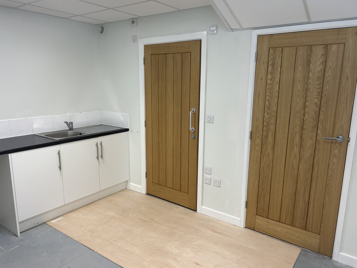 Office in Endsleigh - photo 4