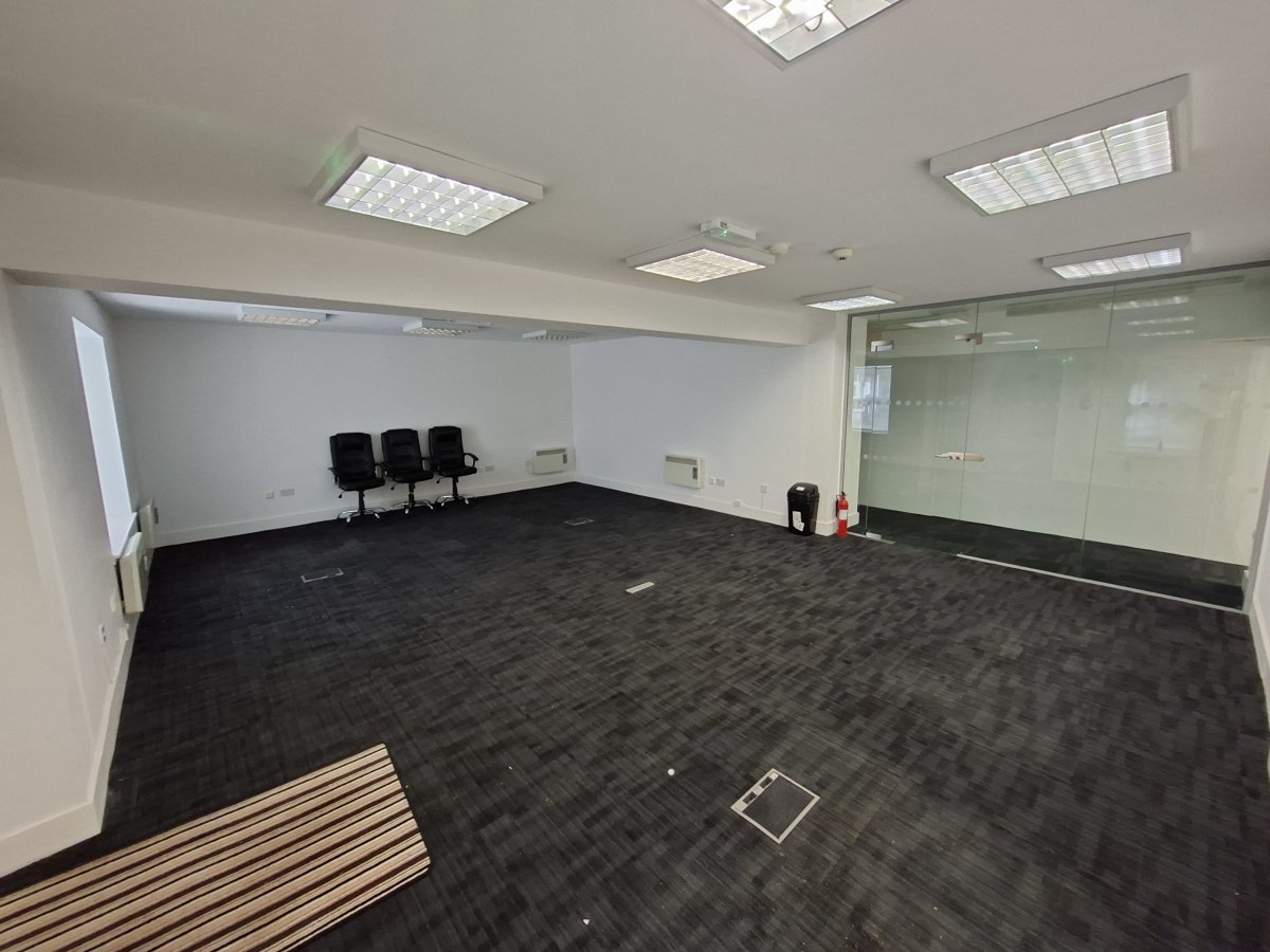 Office in Aberdeen - photo 2