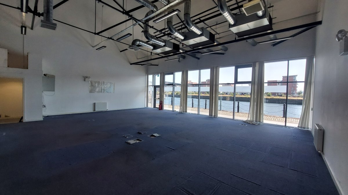 Office in Dundee - photo 4