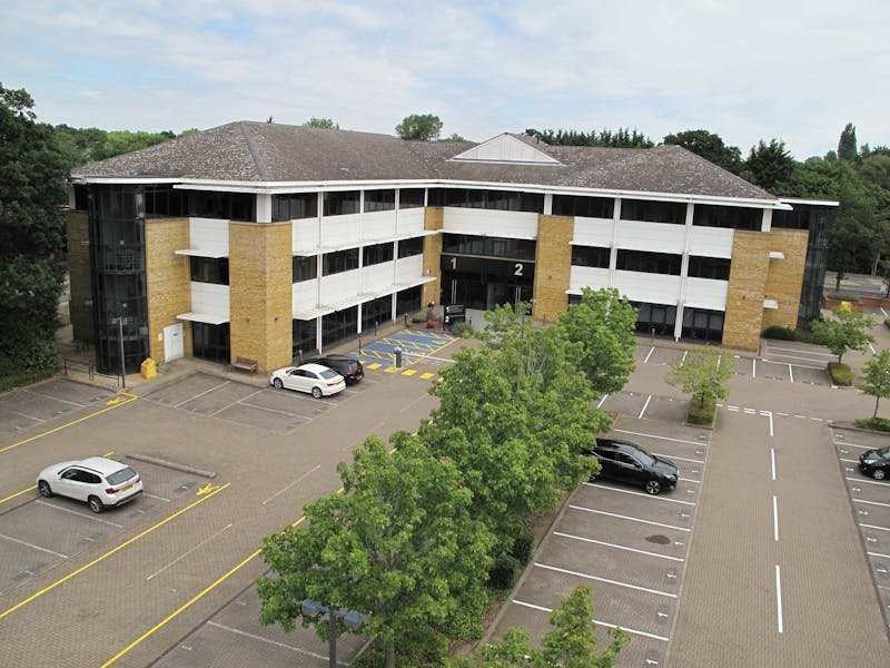 Office in Frimley - photo 2