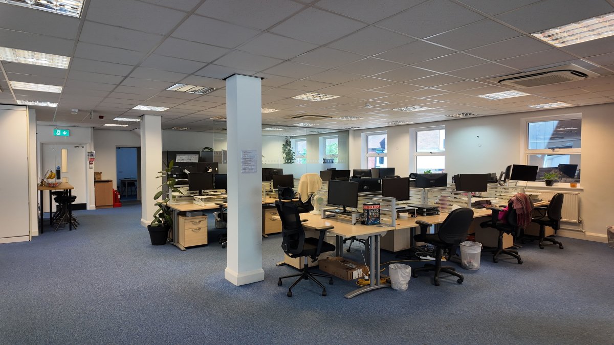Office in Guildford - photo 3