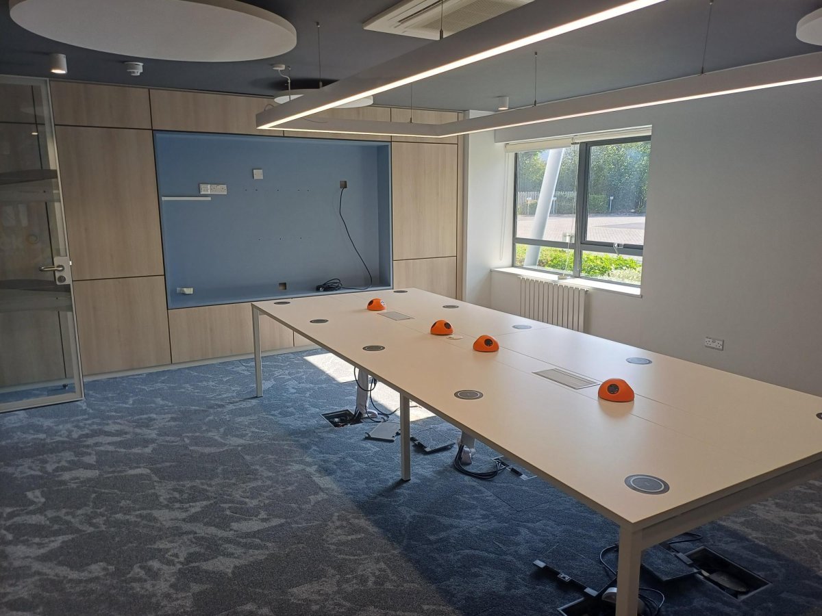 Office in Marsh Barton Trading Estate - photo 3