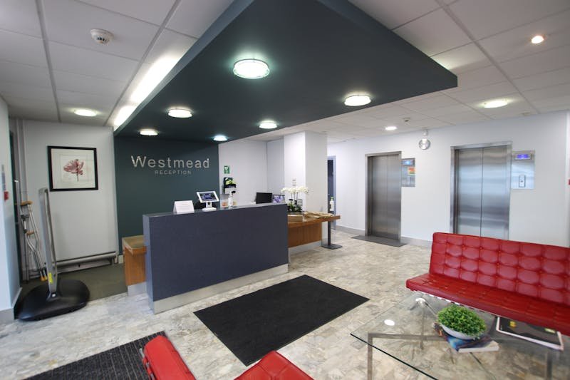 Office in Farnborough - photo 4