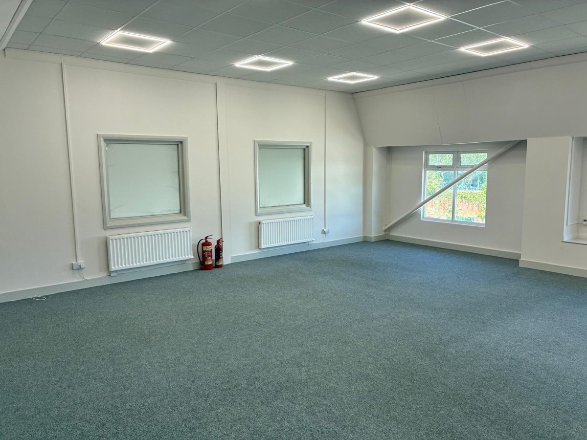 Office in Banbury - photo 2