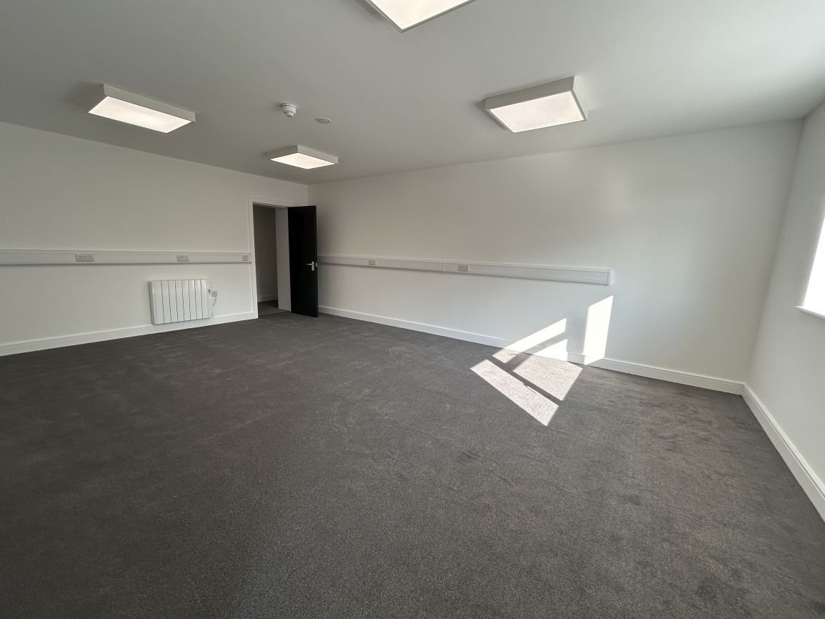 Office in Ivybridge - photo 3