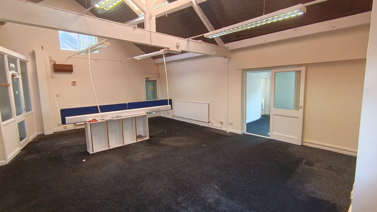 Office in Lutterworth - photo 3