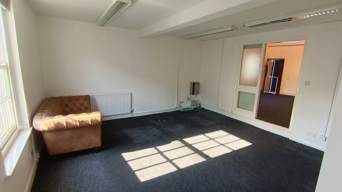 Office in Lutterworth - photo 4