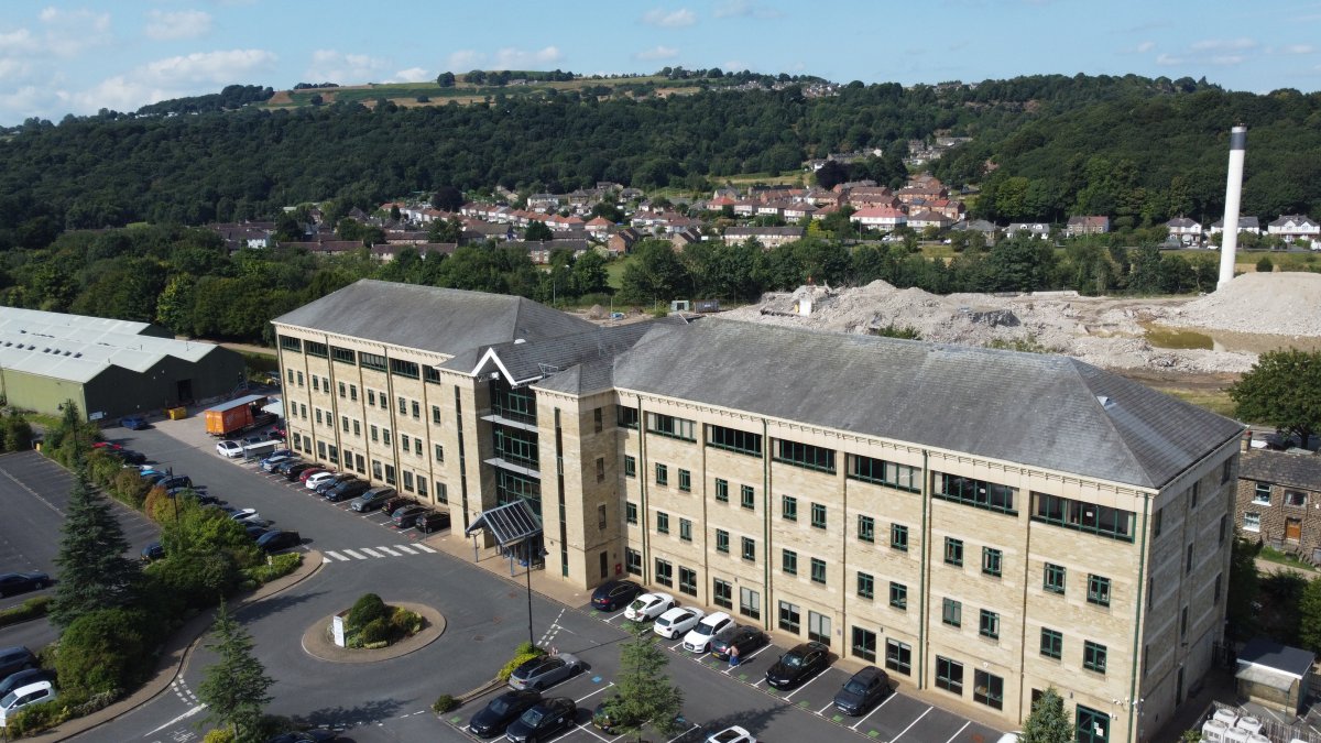 Office in Bradford - photo 2