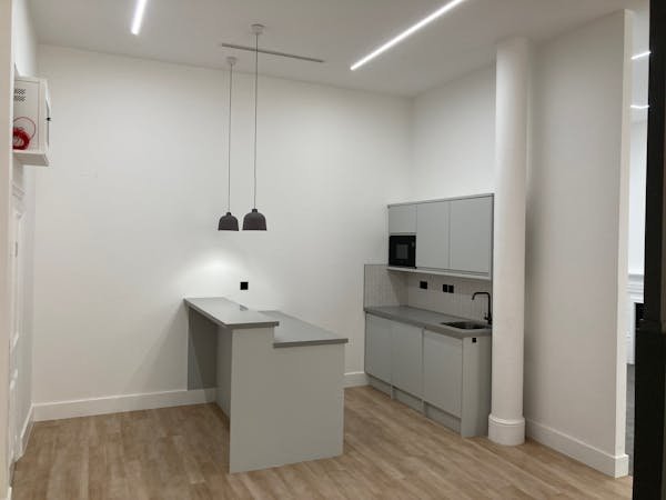 Office in London - photo 3